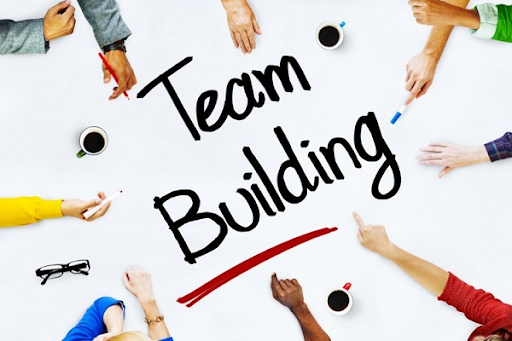 Định nghĩa team building.